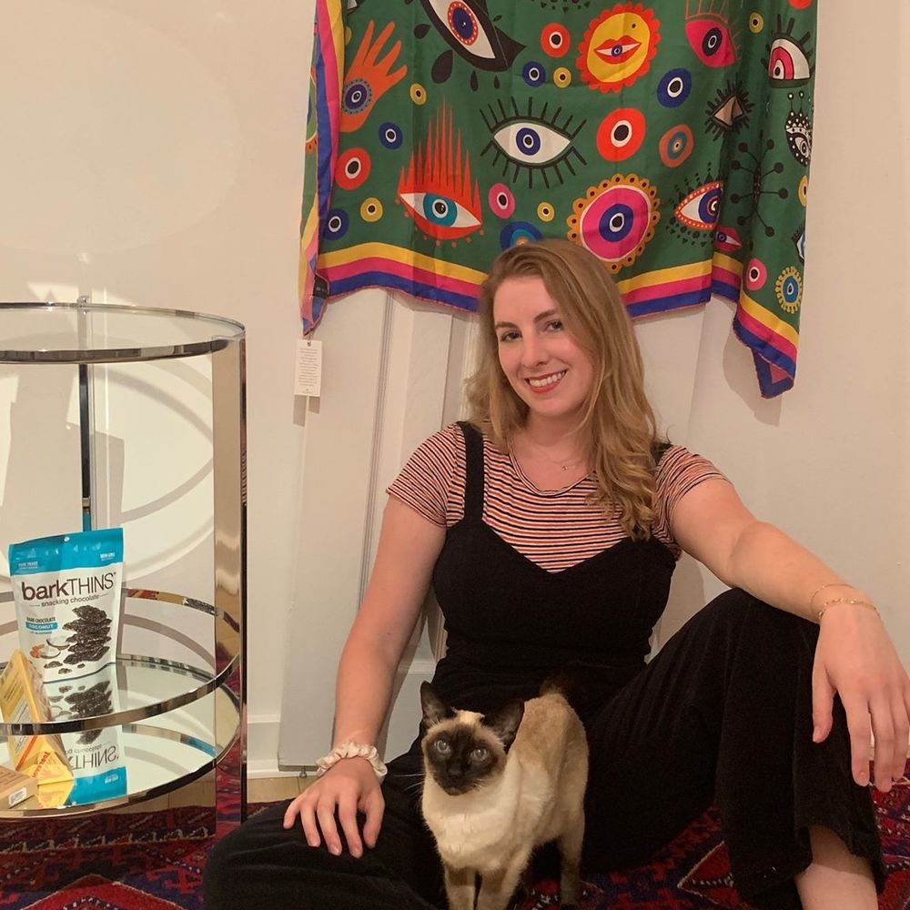 Meet your Posher, Chloe